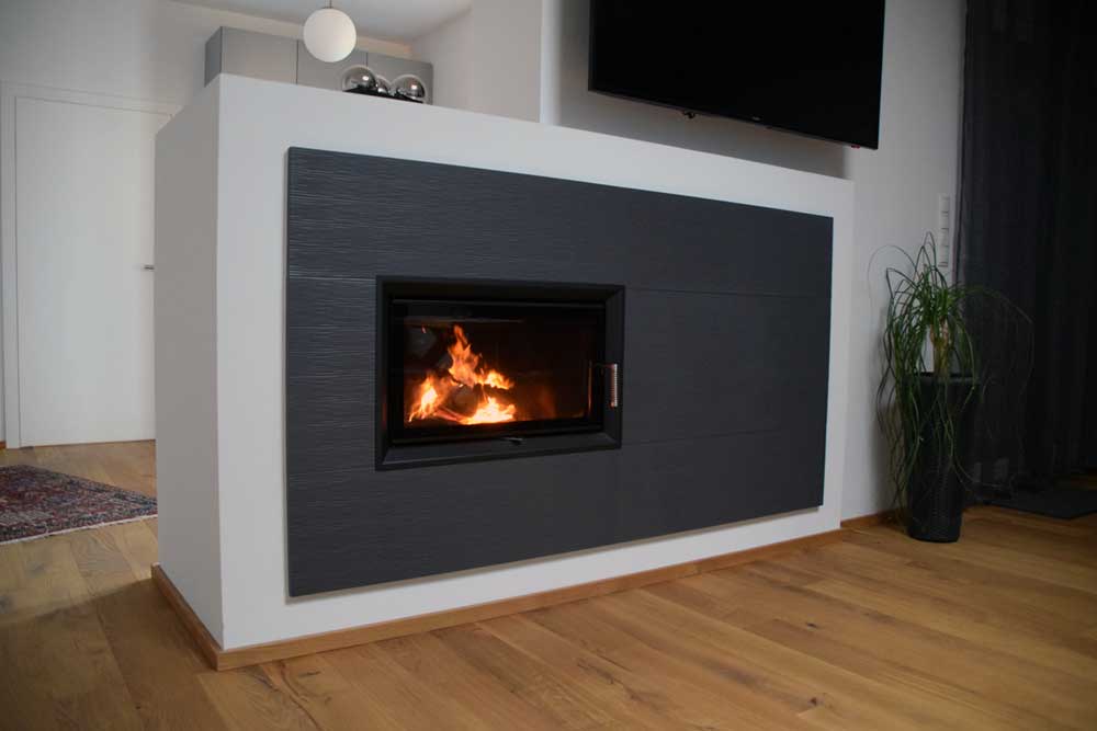 DSC_0251_web Öfen Kirnbauer - Ihr Spezialist für Einzelfeuerstellen. Kachelöfen, Heizkamine, Kaminöfen, Pelletöfen, Kachelherde, Neues Kachelkleid, Grillen, Backofen, Edelstahlkamine, 3D Planung, fotorealistische Planung